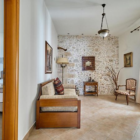 Ekavi Apartment Kíssamos Dış mekan fotoğraf